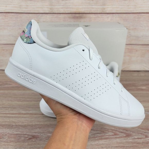 adidas Shoes - NEW Adidas Advantage Tennis Shoes Women's Size 9.5 White Floral Casual Sneakers